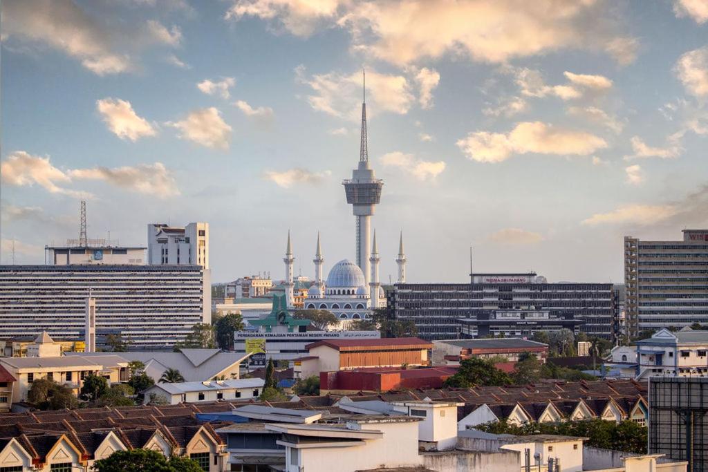 Rocana Hotel Kuantan Exterior photo
